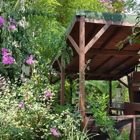 Luex Villa فيلة جزر الأمراء